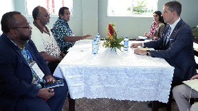 Projekti Srbije u Vanautuu